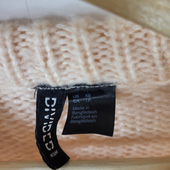 DIVIDED H&M Sweater XS - Picture 3 of 5